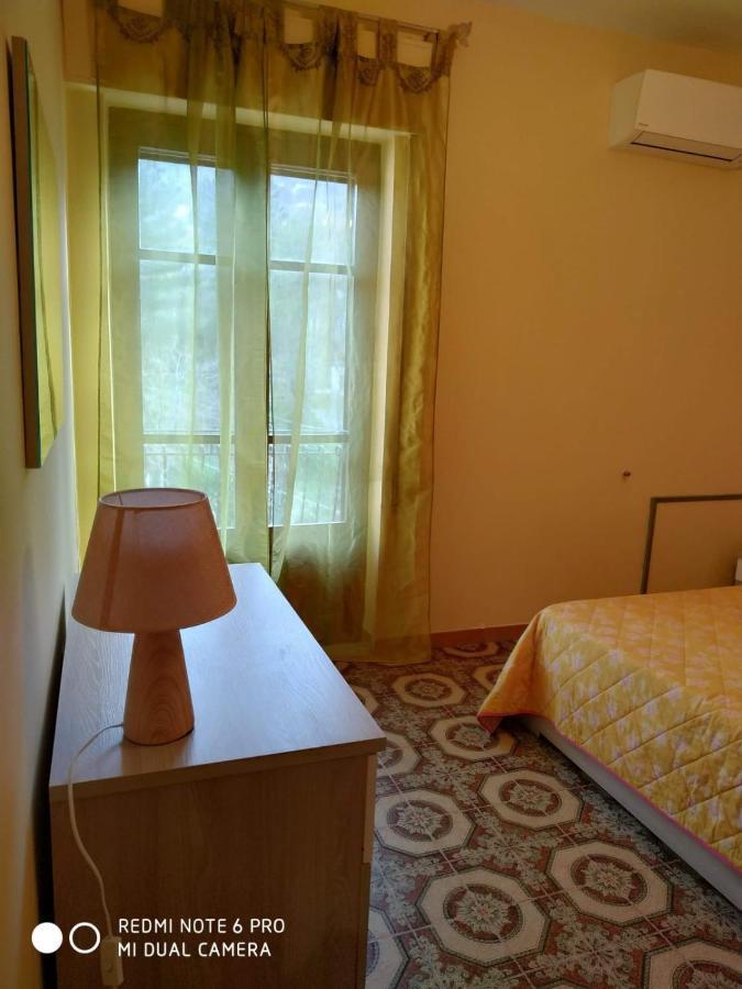 Bougainvillea Casa Vacanza Castelbuono  Eksteriør bilde